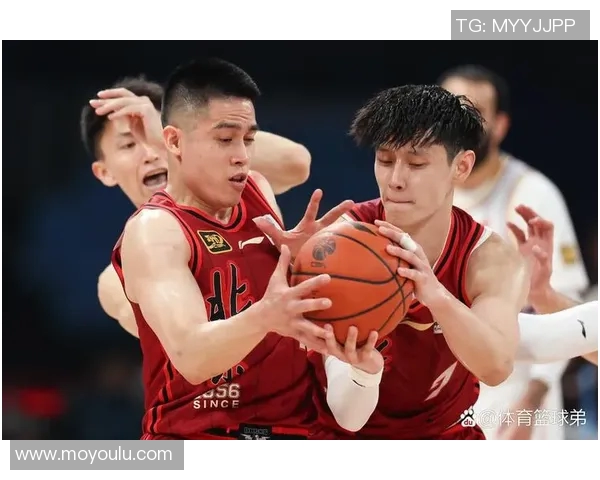 翟晓川：从篮球新星到全能运动员的成长之路与奋斗故事