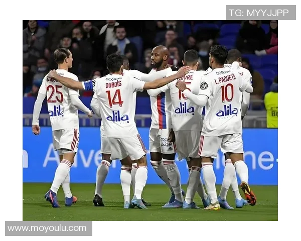 里昂与史特拉斯堡的历史交锋回顾与战绩分析 里昂与史特拉斯堡的历史交锋回顾与战绩分析