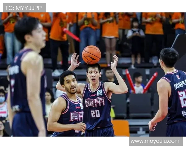 2020年深圳男篮与广东男篮激战回顾及精彩瞬间分析 2020年深圳男篮与广东男篮激战回顾及精彩瞬间分析