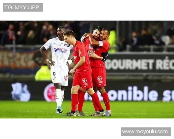 勒阿费尔与巴黎FC激战正酣谁能在法乙赛场中笑到最后